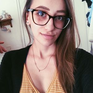 Meet your Posher, Kaitlyn